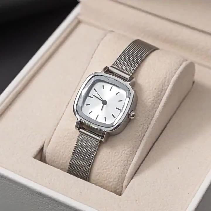 Internet Celebrity Compact Casual Retro ins Trendy Square Steel Strap Quartz Waterproof Mesh Strap Women's Watch Fashion Small Square Watch