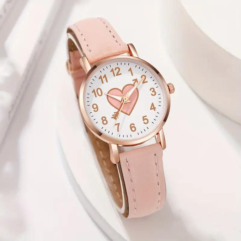 Internet Celebrity Cute Style Watch for Female Students Korean Version Simple Girlfriends Cute Heart Piercing Quartz Wristwatch Wholesale