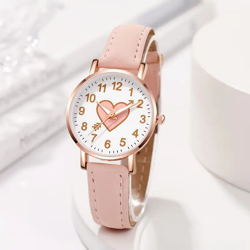 Internet Celebrity Cute Style Watch for Female Students Korean Version Simple Girlfriends Cute Heart Piercing Quartz Wristwatch Wholesale