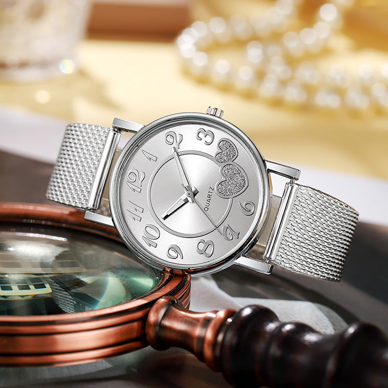 Cross-Border Hot-Selling Fake Mesh Strap Quartz Watch for Women, Casual Fashion Heart-Shaped Watch for Men and Women, Student High-End Watch