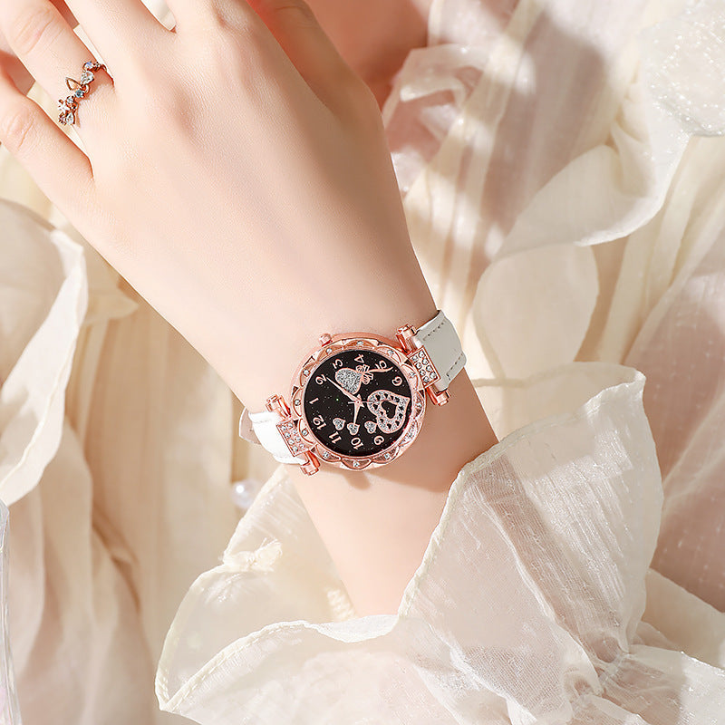 Southeast Asia Cross-Border E-commerce Low Price Women's Watches Wholesale Fashion Simple Belt Watches Girls Casual Quartz Watches