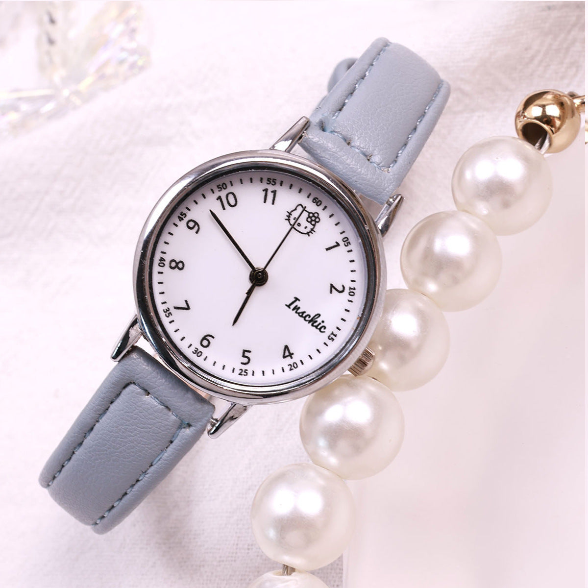 Factory Direct Sales Women's Watch Small Dial Imitation Leather Thin Strap Junior High School Student Exam Special KT Cat Watch for Women