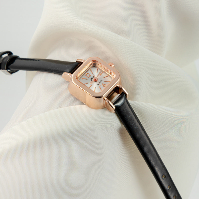Women's Watch Korean Version Light Luxury Thin Strap Small Square Watch Artistic Retro Elegant Women's Watch High-Value Quartz Watch for Girls